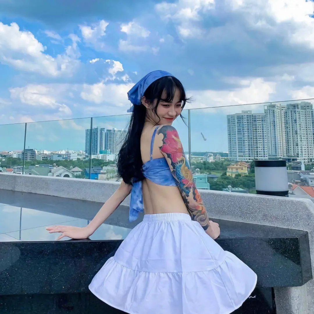 除暴 海报