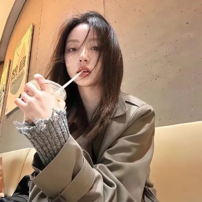 两个世界 海报
